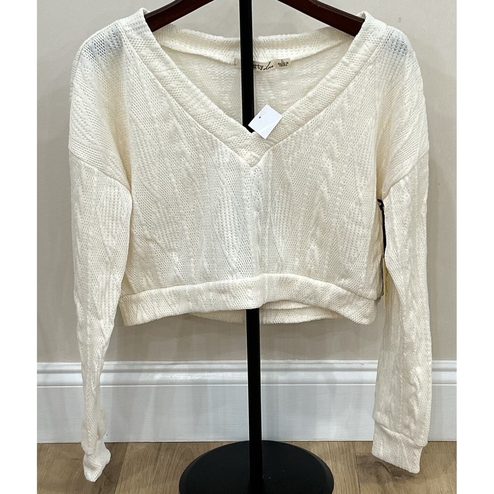 LIBERTY LOVE Women's Cropped Sweater Pullover Long Sleeve V-Neck Large Ivory NWT